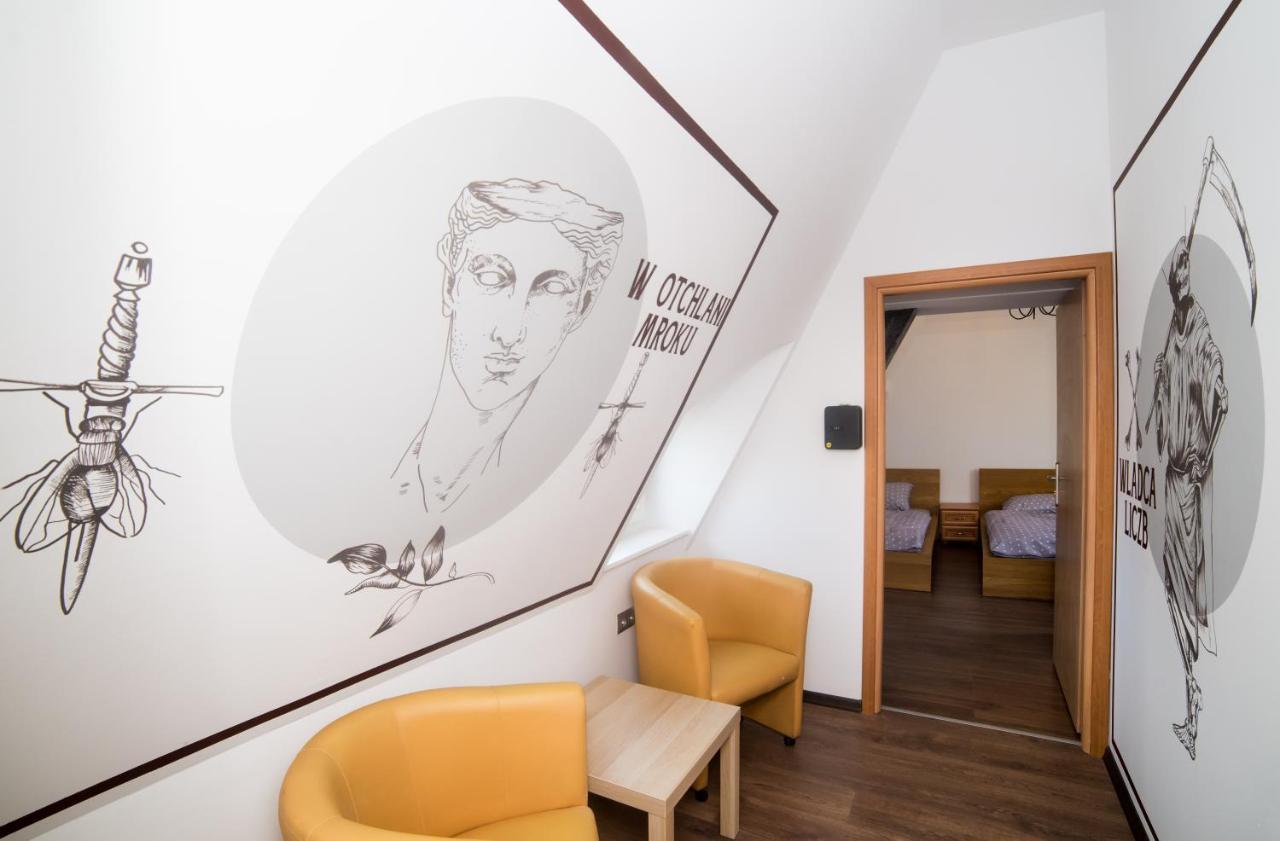 Max Berg Hostel Wroclaw Bagian luar foto